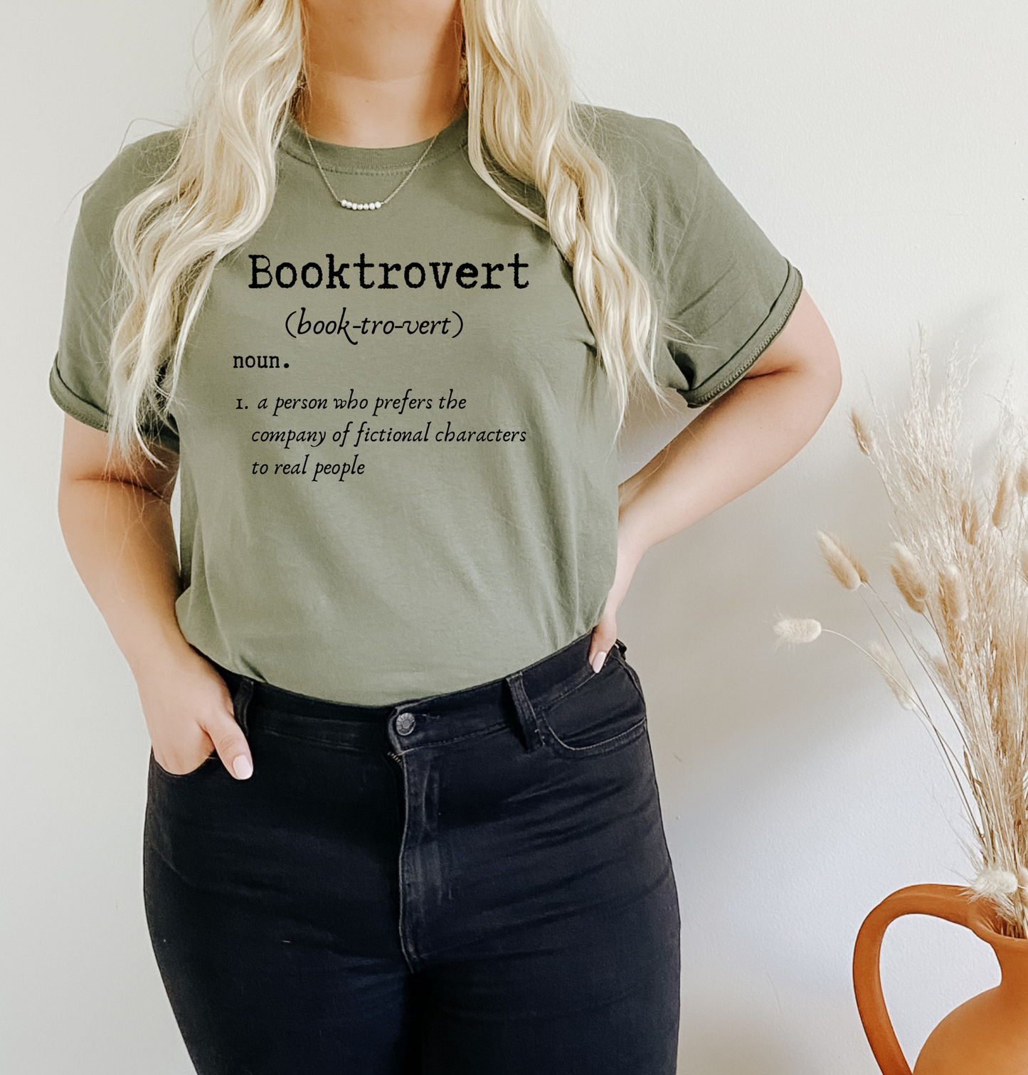 Booktrovert Shirt